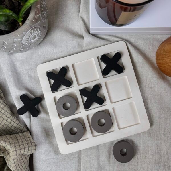 Tic-Tac-Toe